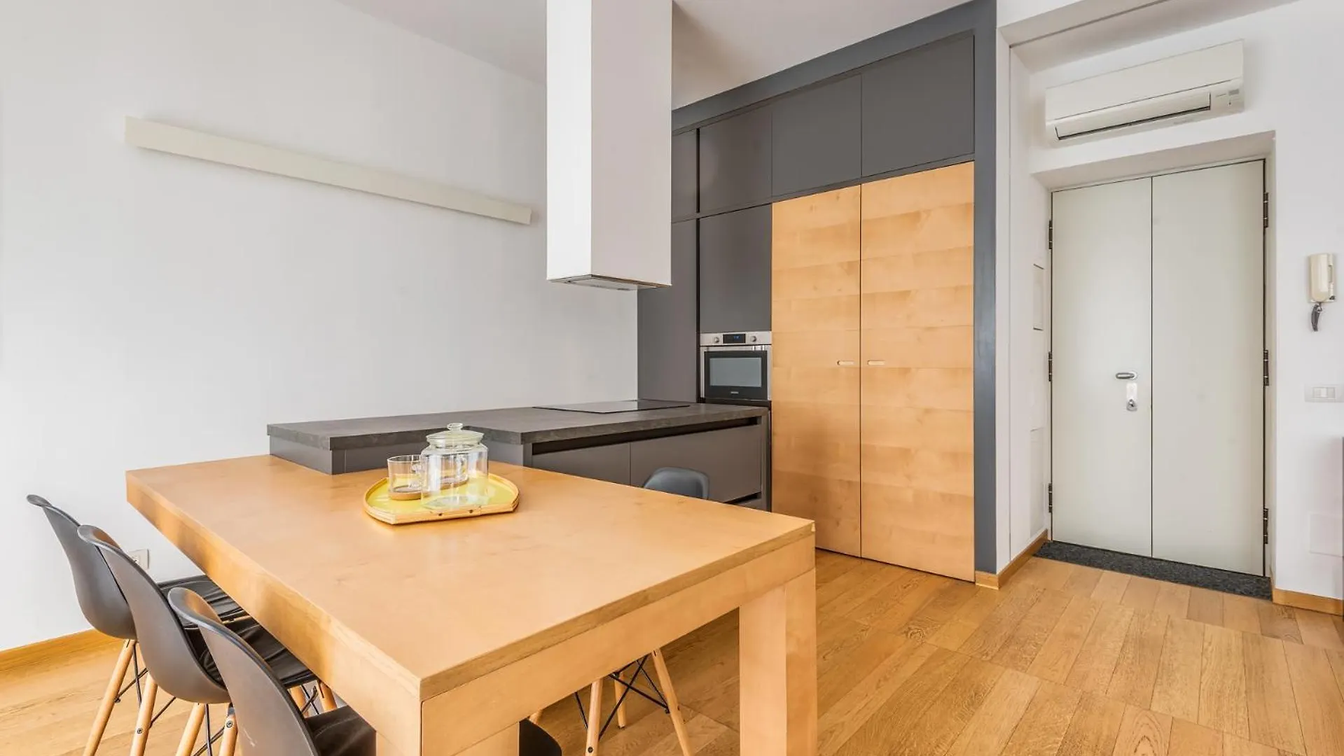 Milano Porta Venezia 2 Pax Wi-Fiアパートメント 0*, ミラノ